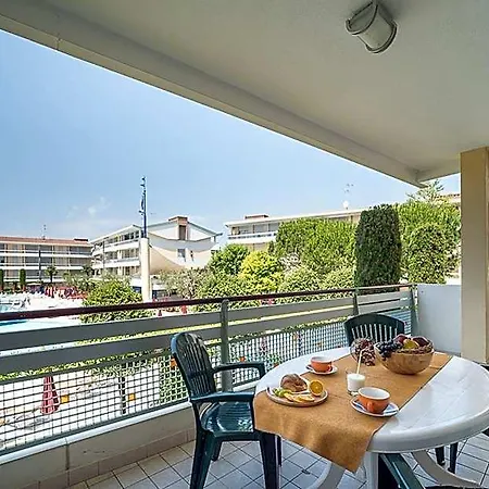 Gracious 3 Flat With Pool 3* Bibione