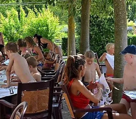 Hotel Gracious 3 Flat With Pool 3*