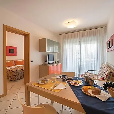 Hotel Gracious 3 Flat With Pool Bibione