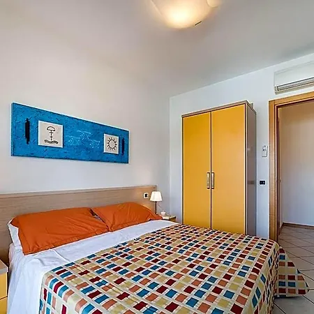 Gracious 3 Flat With Pool 3* Bibione